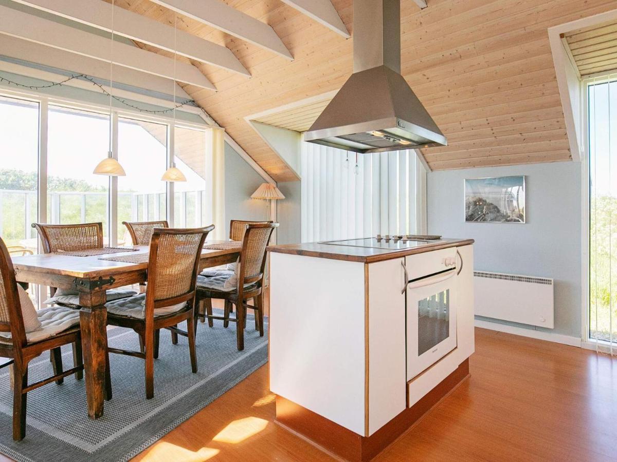 8 Person Holiday Home In L Kken Lokken Exterior photo
