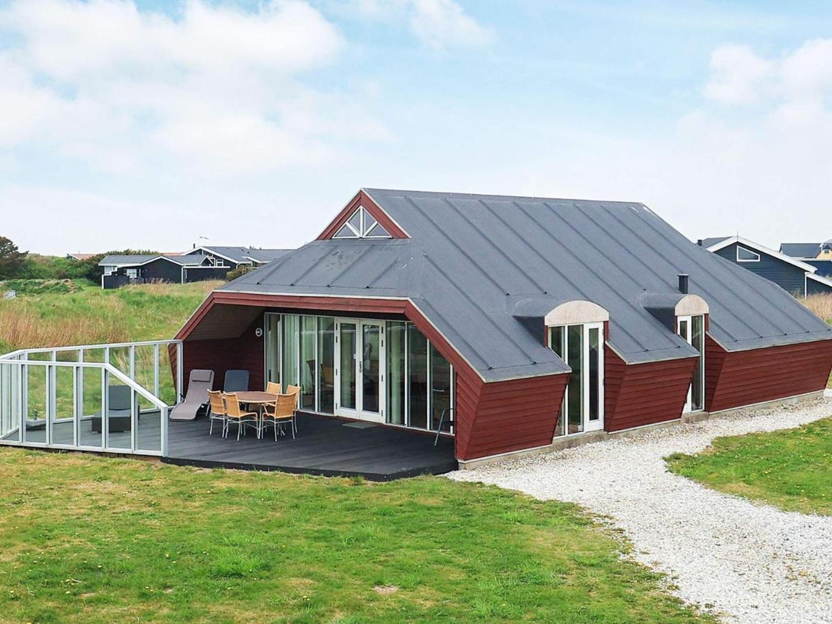 8 Person Holiday Home In L Kken Lokken Exterior photo