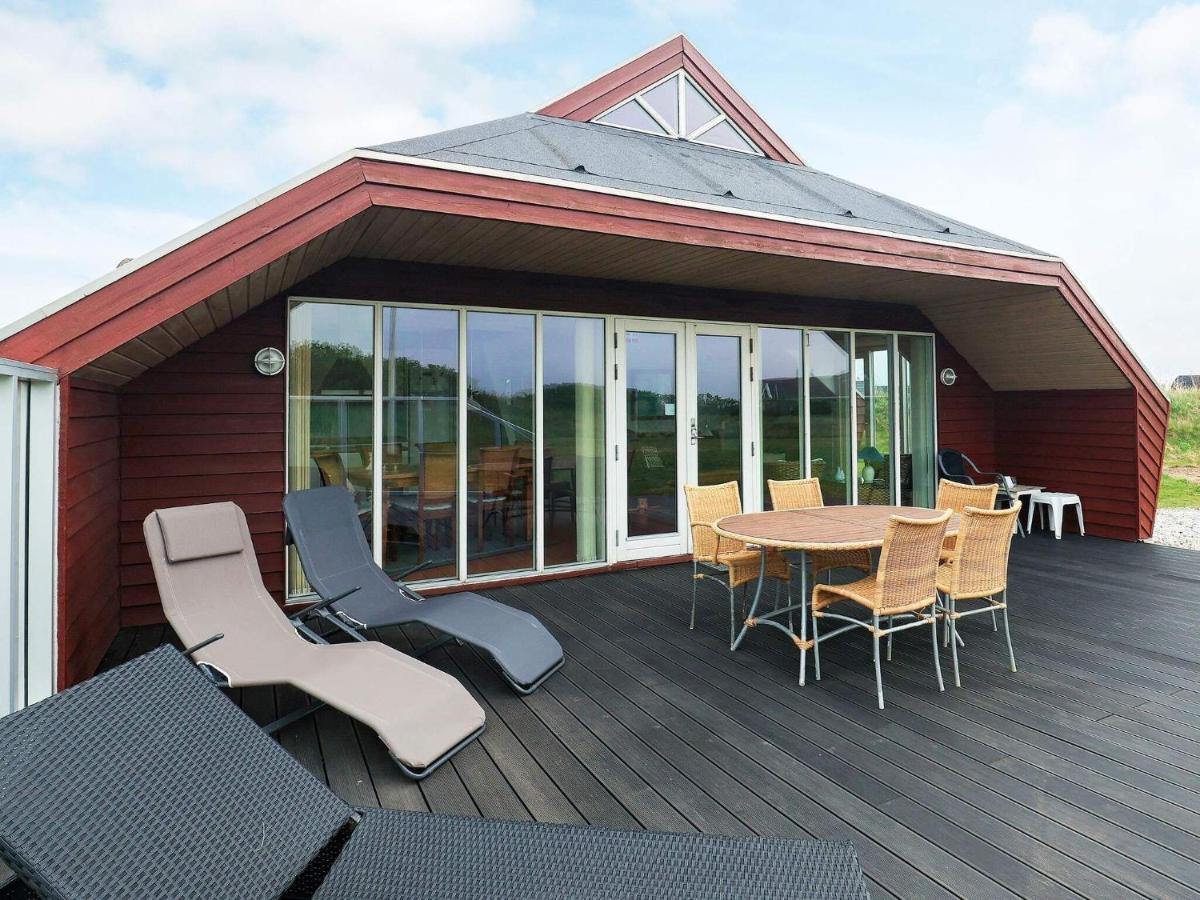 8 Person Holiday Home In L Kken Lokken Exterior photo