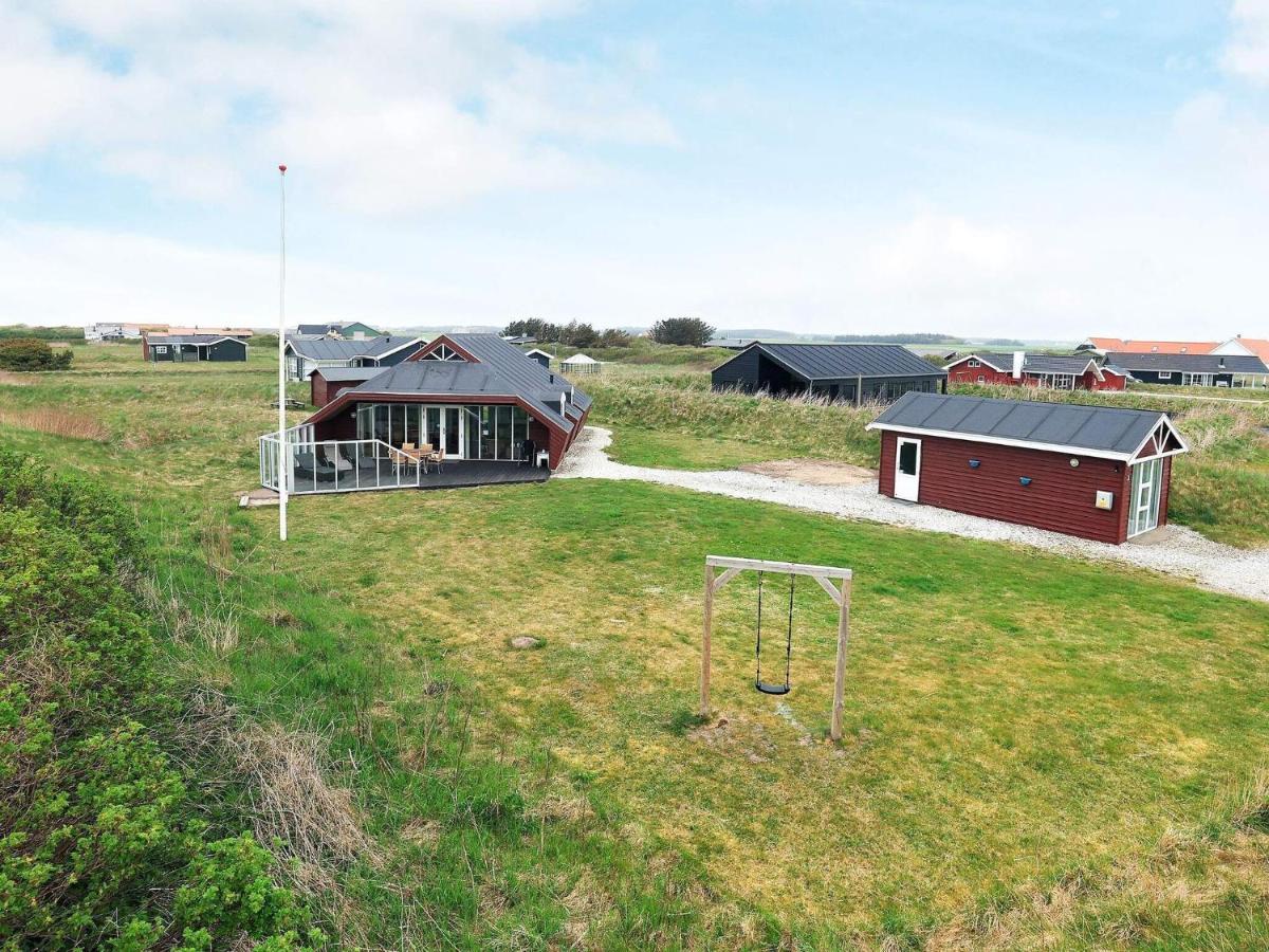 8 Person Holiday Home In L Kken Lokken Exterior photo