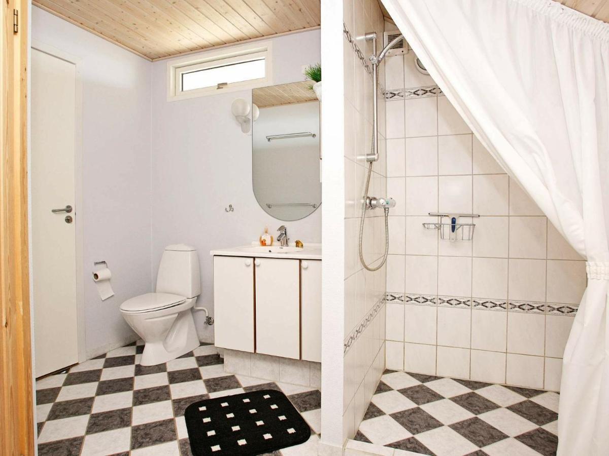 8 Person Holiday Home In L Kken Lokken Exterior photo